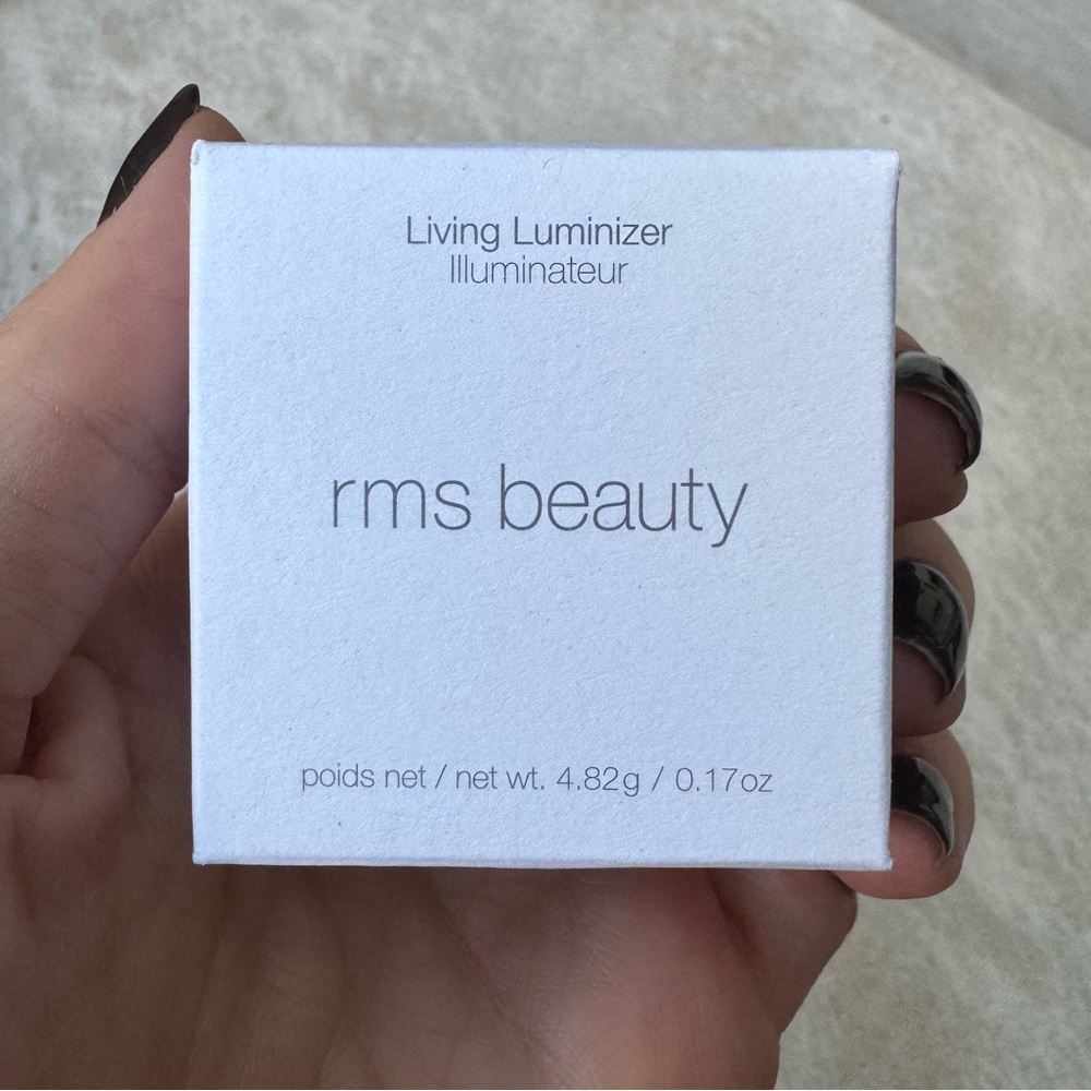 Never Used: RMS LIVING LUMINIZER 0.17 oz